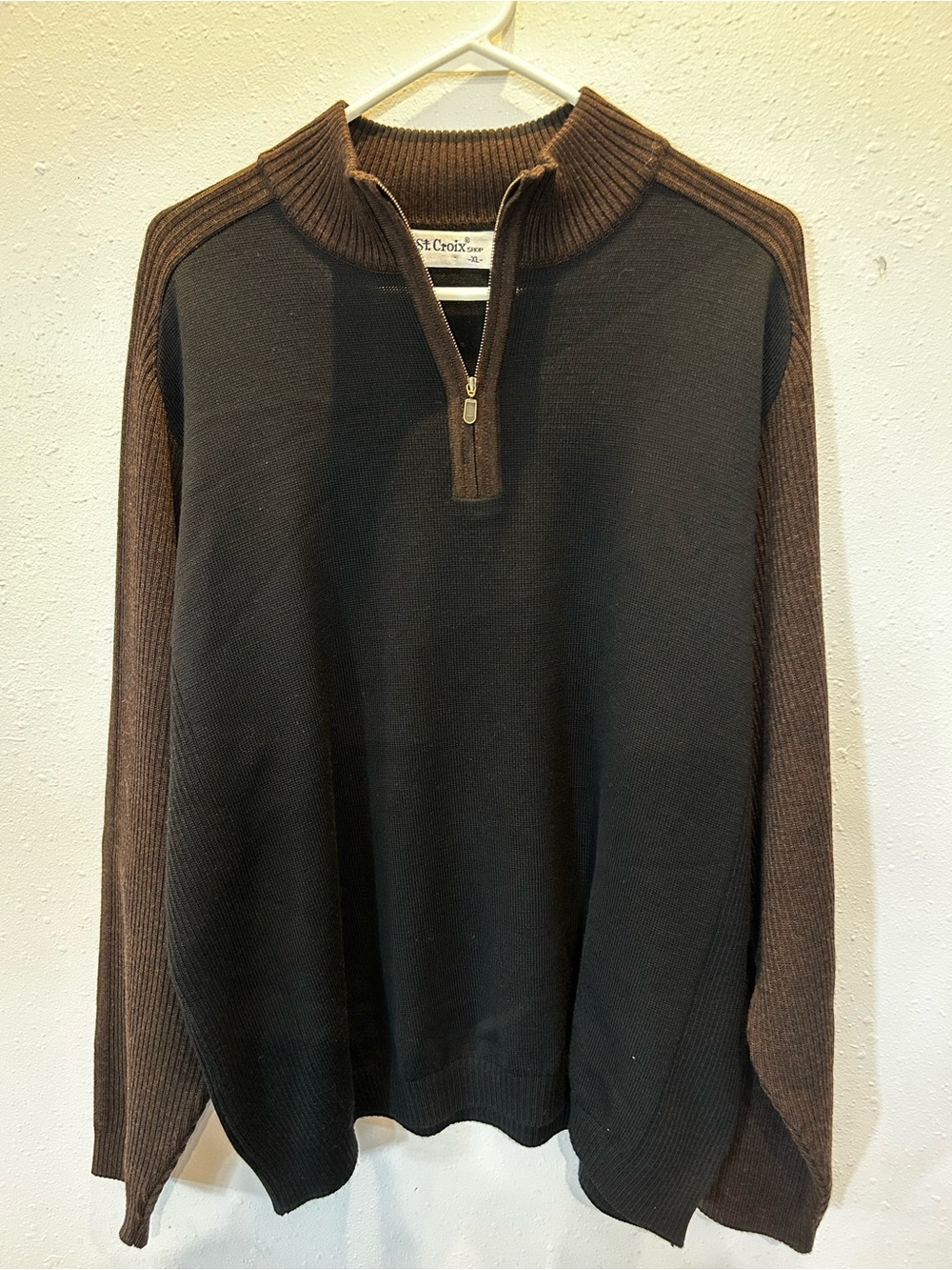 St. Croix Men’s Zip-Neck Sweater in Black and Brown